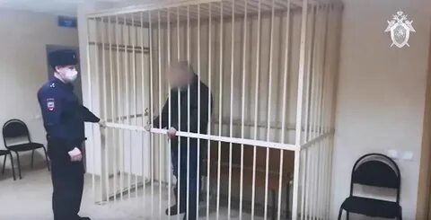 Судит брата