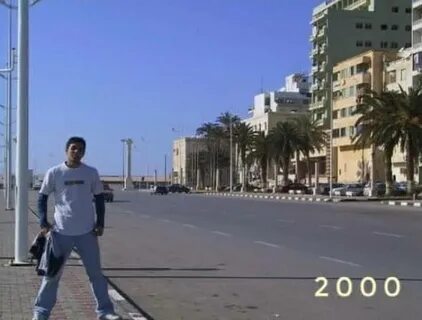 Шел 2000 год