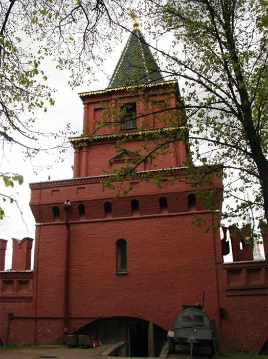 Башни Московского Кремля. Архитектурный символ российской столицы 4traveler Дзен