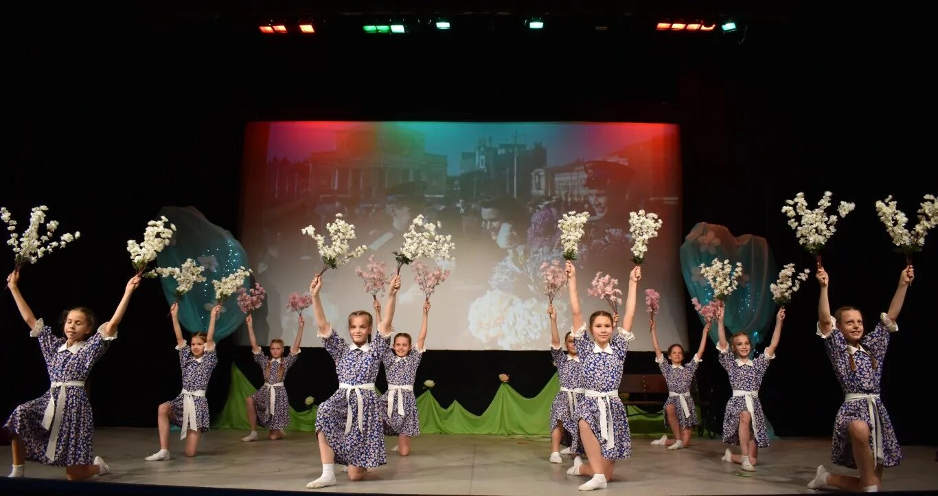 хореография мюзикла. хореография мюзикла. хореография мюзикла. бродвейский джаз. мюзикл чикаго бродвей 1975.