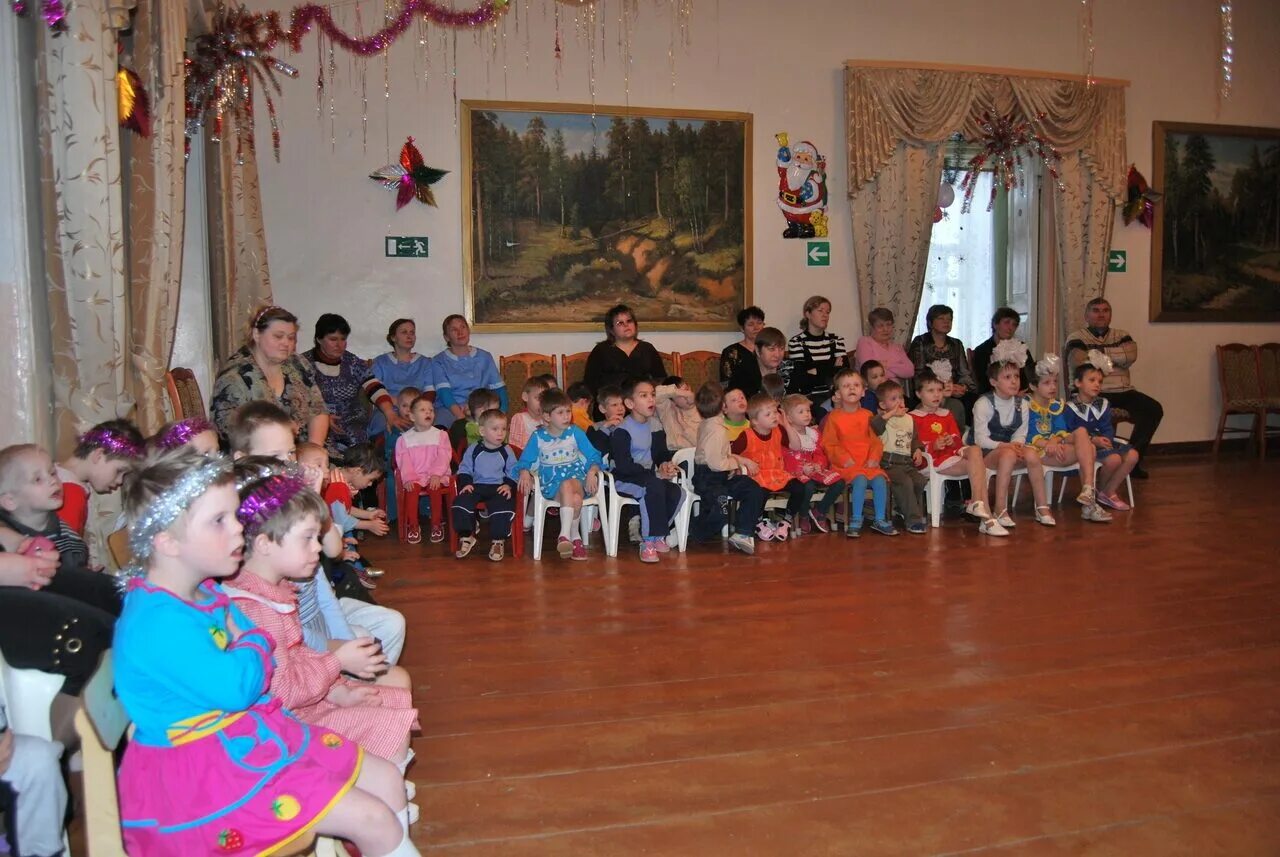 интернат для детей. детдом теремок донецк. детский дом. дошкольный детский дом. донецкий детский дом.