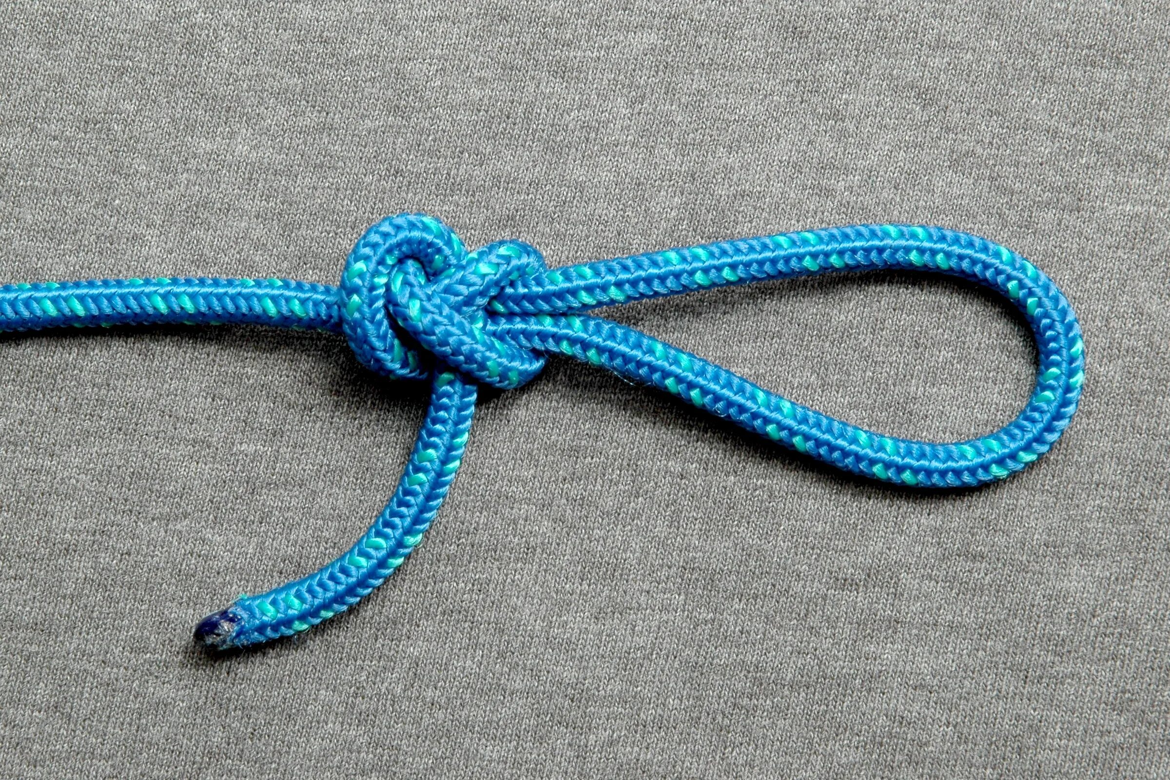 Мелкие узлы. Морской узел удавка. Loop Knot узел. Узел perfection loop. Узел петля удавка.