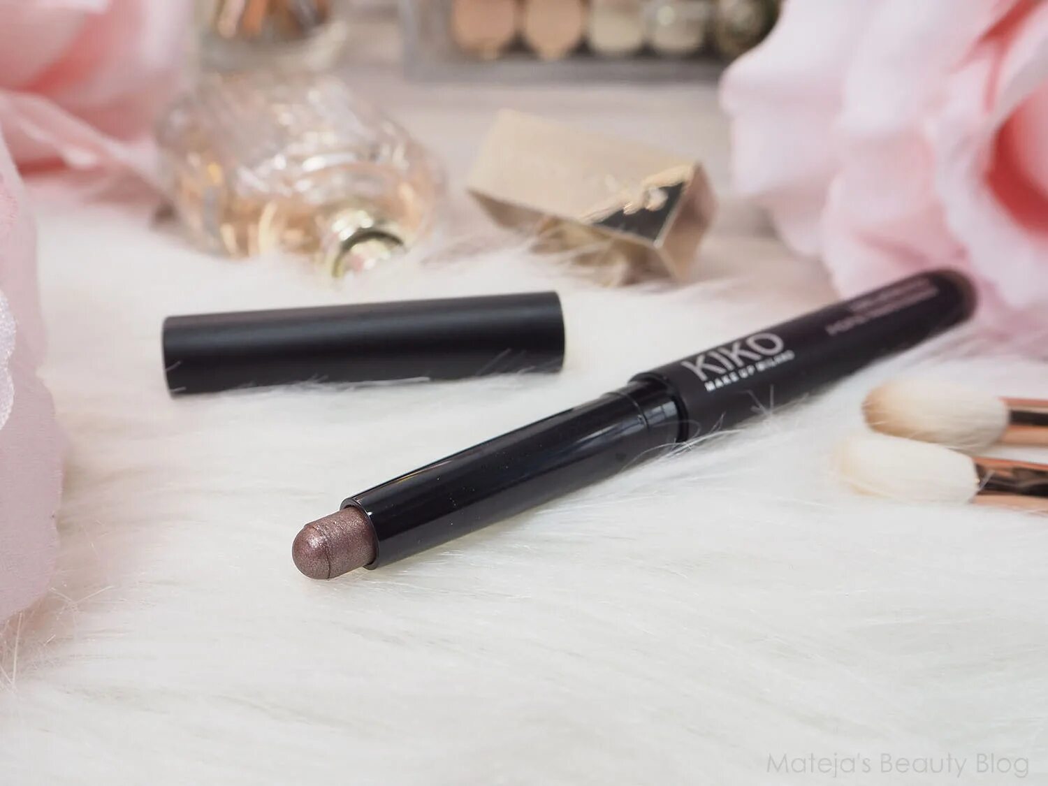 Kiko stick eyeshadow. Kiko Milano 05 Rosy Brown. Kiko Milano long lasting Eyeshadow Stick. Kiko Milano long lasting Eyeshadow Stick 38. Kiko Milano long lasting Eyeshadow Stick 05 Rosy Brown.