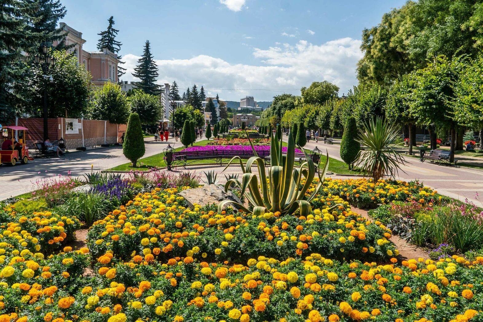 Гор кисловодск ставропольский край. Кисловодск города ставропольского края. курортный город кисловодск. достопримеч кисловодска. ставрополь курортный город.