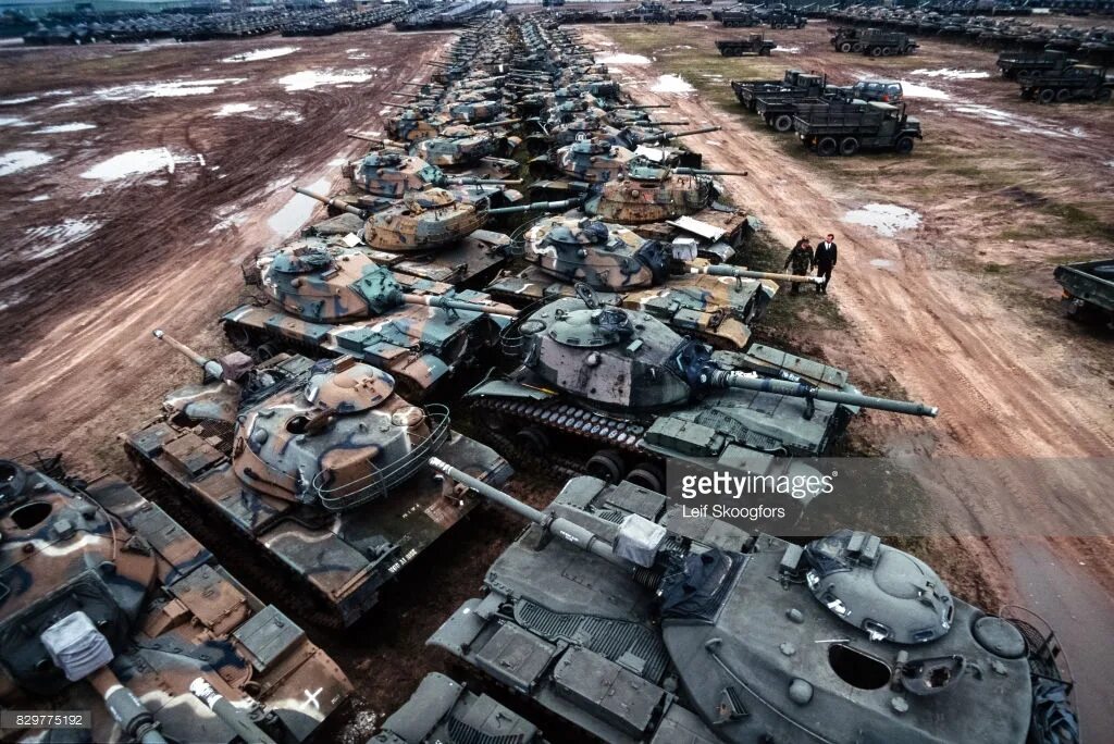 Танковая база. База хранения танков. Базы хранения военной техники. Козулька база хранения танков. База хранения танков Германия.