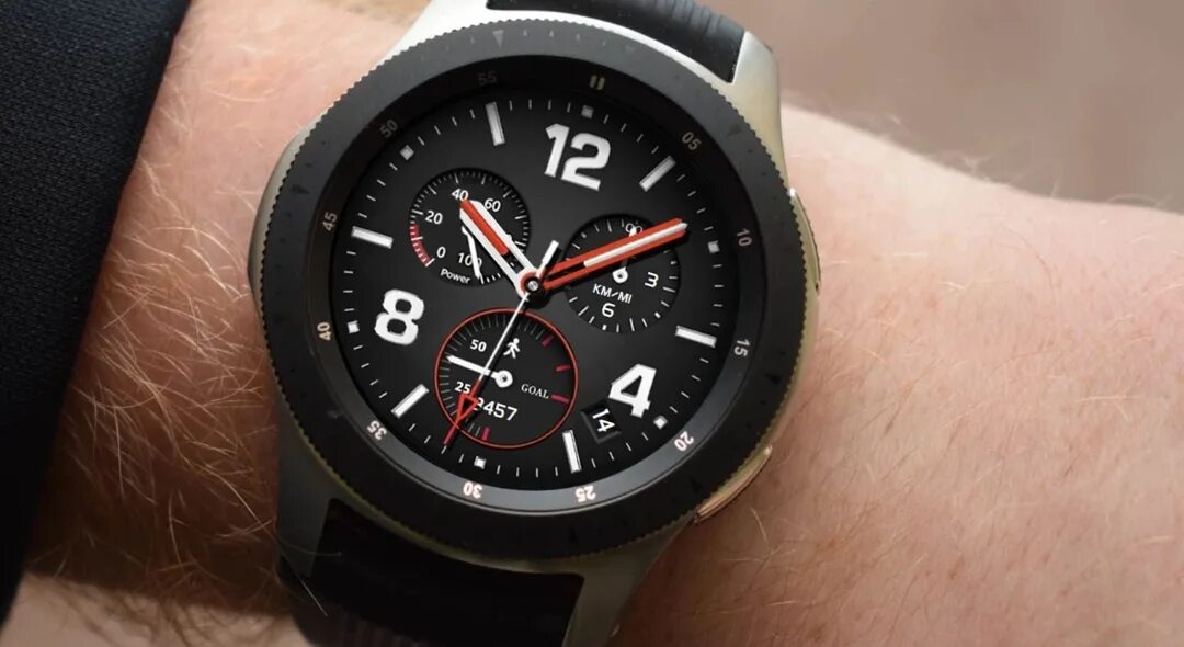 Часы самсунг 5. Samsung galaxy watch 4 classic black. Циферблаты для samsung gear s3. Самсунг галакси вотч 4 циферблаты. Часы самсунг вотч 4.