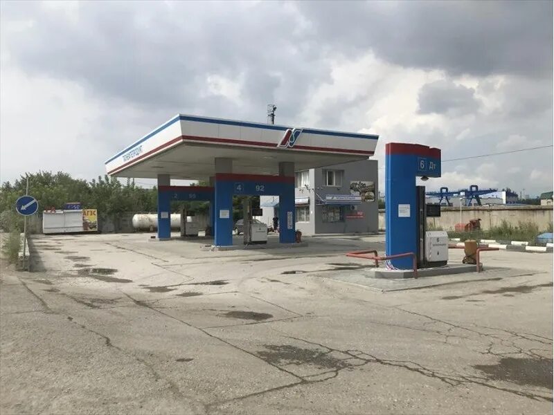 Продается азс. Продается азс. Мини азс на трассе. Заправка на трассе. Азс в шацке.