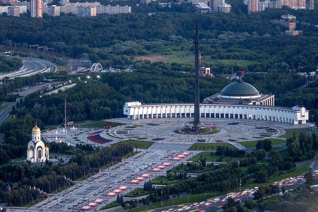 В честь Дня космонавтики, для посетителей с именем Юрий будет бесплатный вход