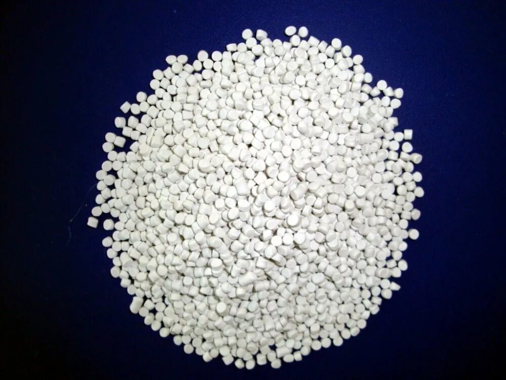 Серые гранулы. Plastic granules. Суперфосфат удобрение. Гранула концентрата 6 букв. Белые суперконцентраты.