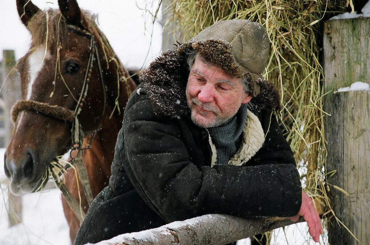 Песни живи и помни