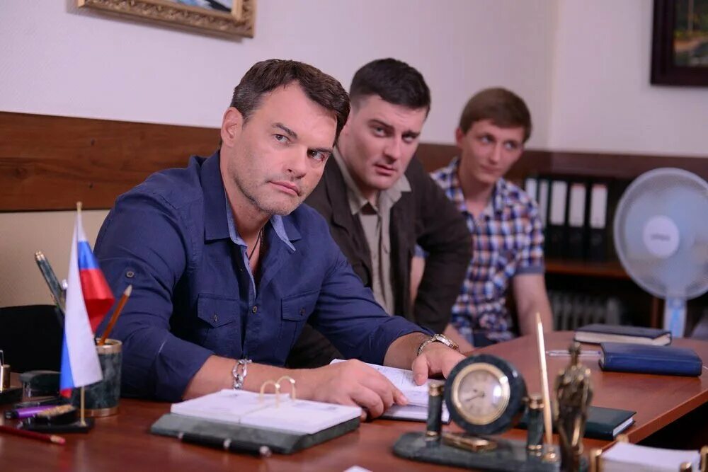 Садовница сериал 2021. Любить врага содержание всех серий чем закончится. Мой любимый враг фильм 2021. Ангелина стречина мир дружба жвачка. Вместе навсегда сериал 2020.