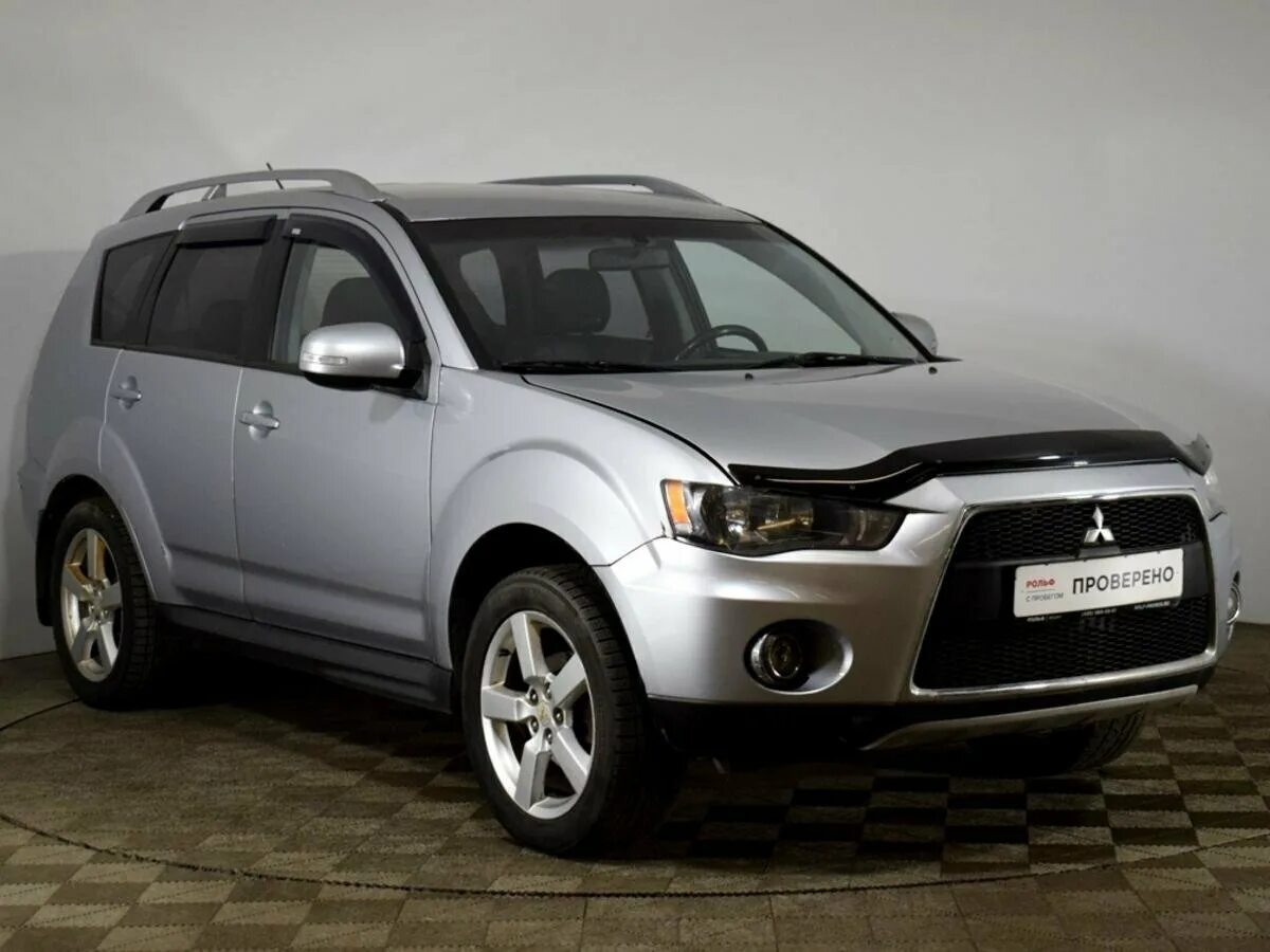 Мицубиси аутлендер хл 2010. Mitsubishi Outlander 2010. Митсубиши Аутлендер 2010. Mitsubishi Outlander XL 2010. Мицубиси Аутлендер 2.0, 2010 г..