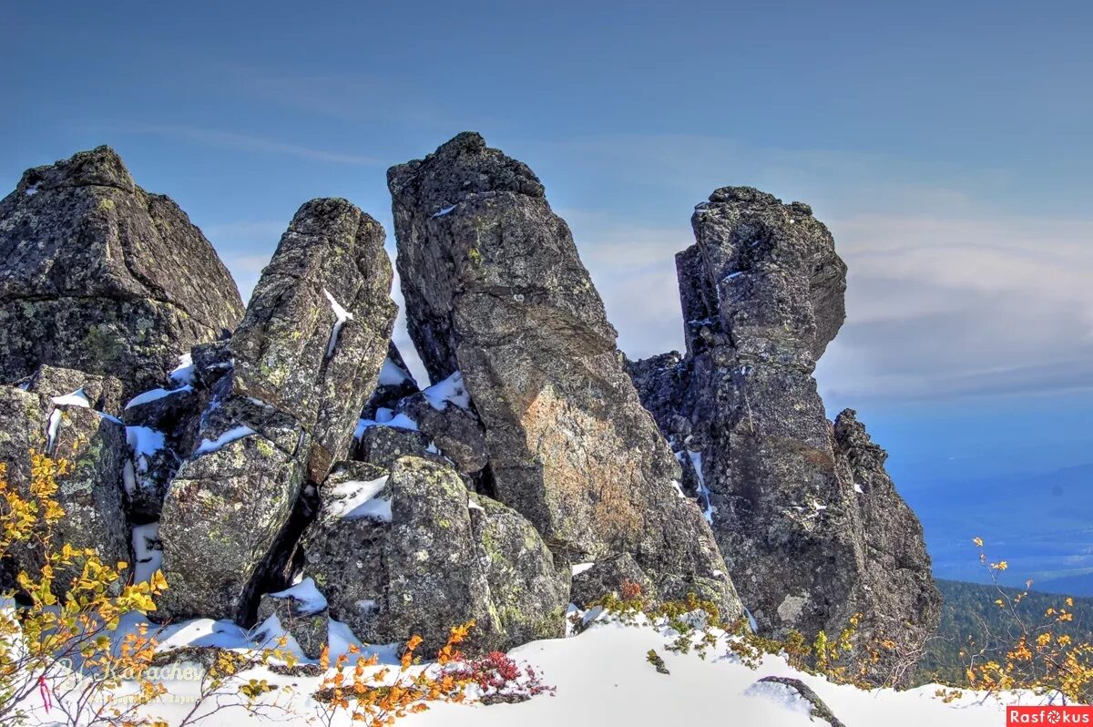 скала корона серебрянский камень. скалы севера. скалы севера. скалы севера. мурманск полуостров рыбачий.