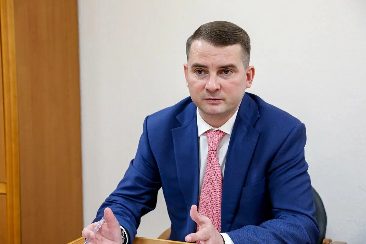 Контакты депутатов. Контакты депутатов. Контакты депутатов. Депутаты в думе. Контакты депутатов.