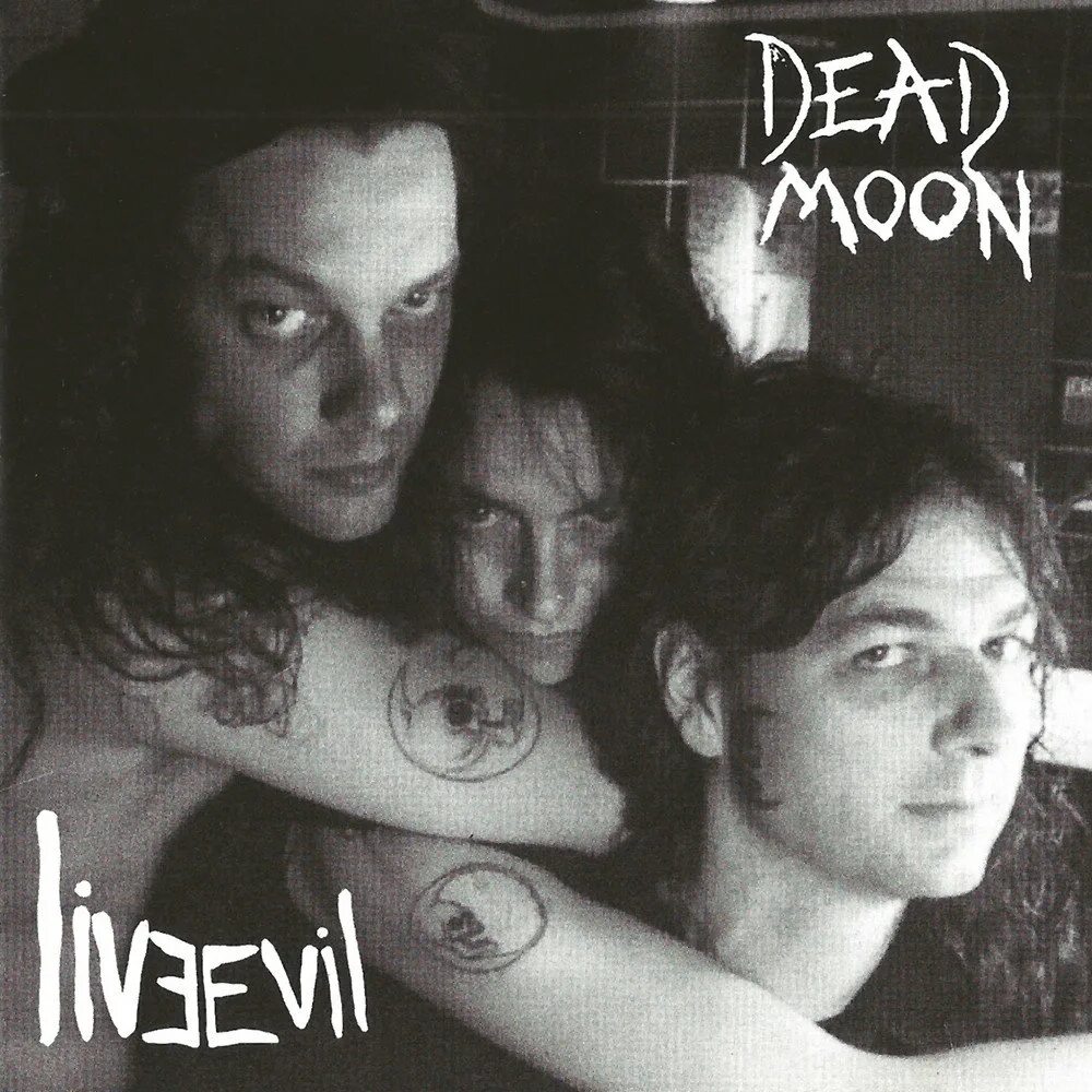 Мертвая луна слушать. Dead Moon Band. Группа Dead Moon 1990. Группа Dead Moon logo. Мертвая Луна.