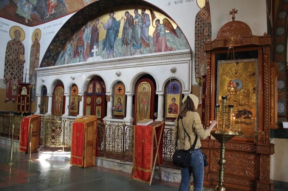 Храм георгия победоносца в грузинах. Подворье грузинской церкви в москве. Церковь георгия победоносца в грузинах москва. Грузинский подворье храм. Храм георгия победоносца в грузинах.