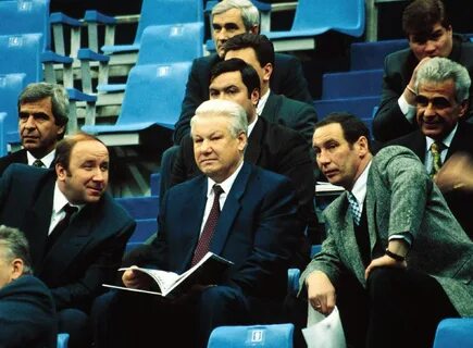 Политический дипломат