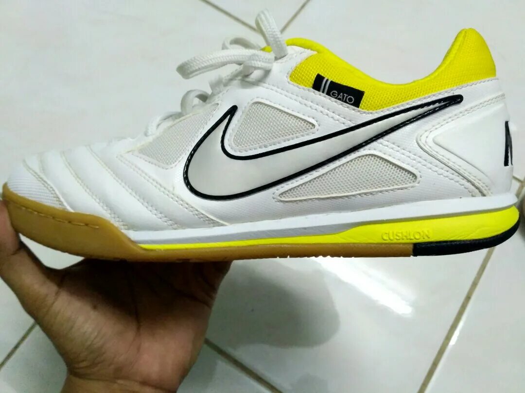 Найки гато. Nike gato 5. Найк стрит Гато. Nike gato Futsal. Gato Nike 2022.