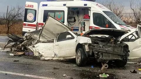 Denizli'deki trafik kazasında bir aile yok oldu: 3 ölü, 3 yaralı. 