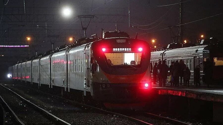 царицыно станция мжд). станция царицыно электричка. расписание электричек до чехова. станция гривно в царицыно станция. электрички царицыно сегодня.