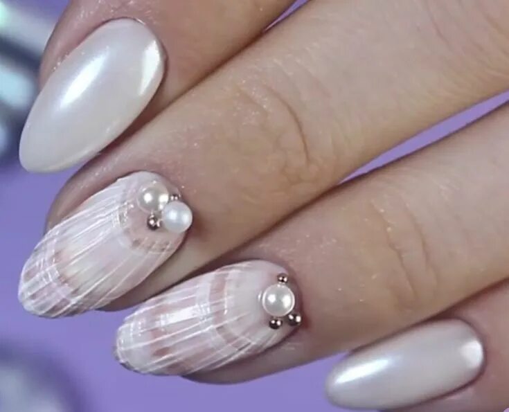 How To: 3D Pearl Nails Pearl nails, Nails, Manicure inspiration