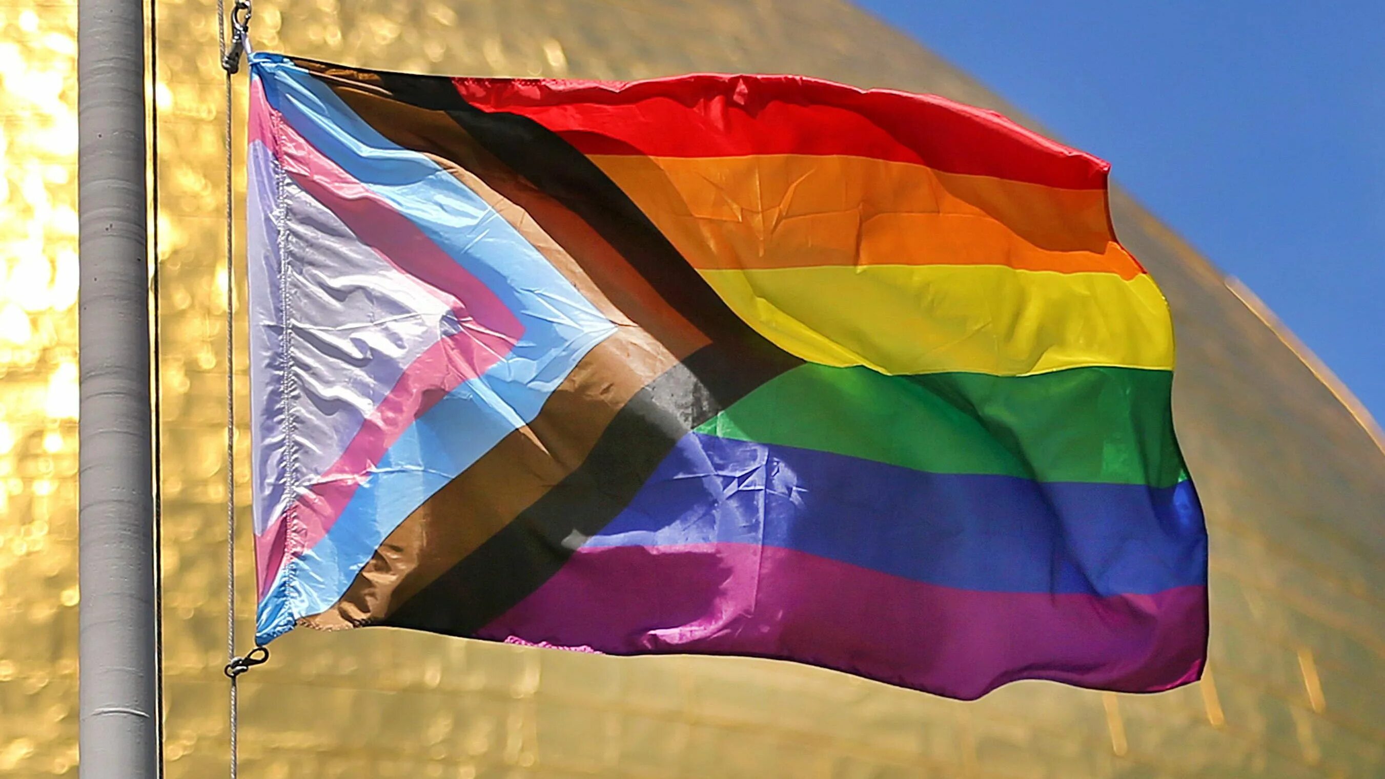 Флаг ЛГБТ. Радужный флаг. Цвета ЛГБТ. Новый флаг ЛГБТ.
