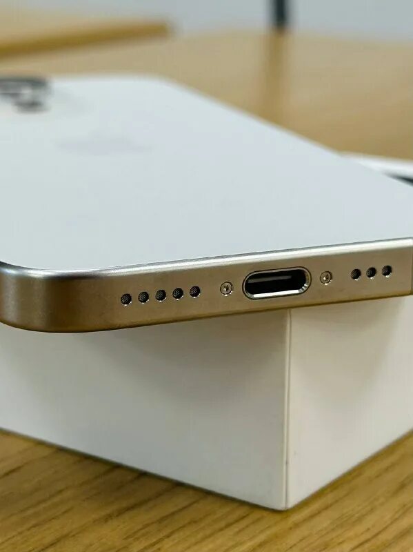 Apple 14 pro max 1 tb. Iphone 12 pro 12 max. белый iphone 15 pro white titanium. Iphone 13 pro max clear case with magsafe. Iphone 14 pro 128gb gold.