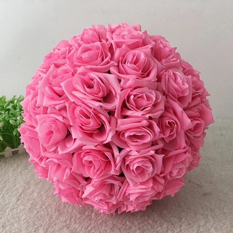 Декор шар из розочек. Шары из искусственных роз. Искусственный цветок шар. Шар цветок розовый.