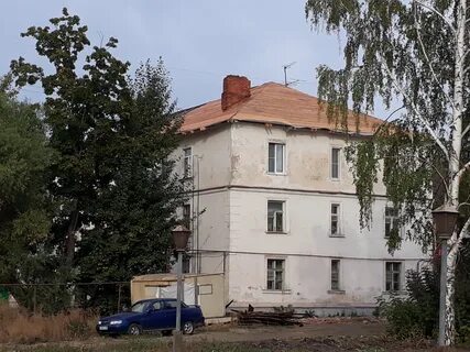 Дом был капитальным