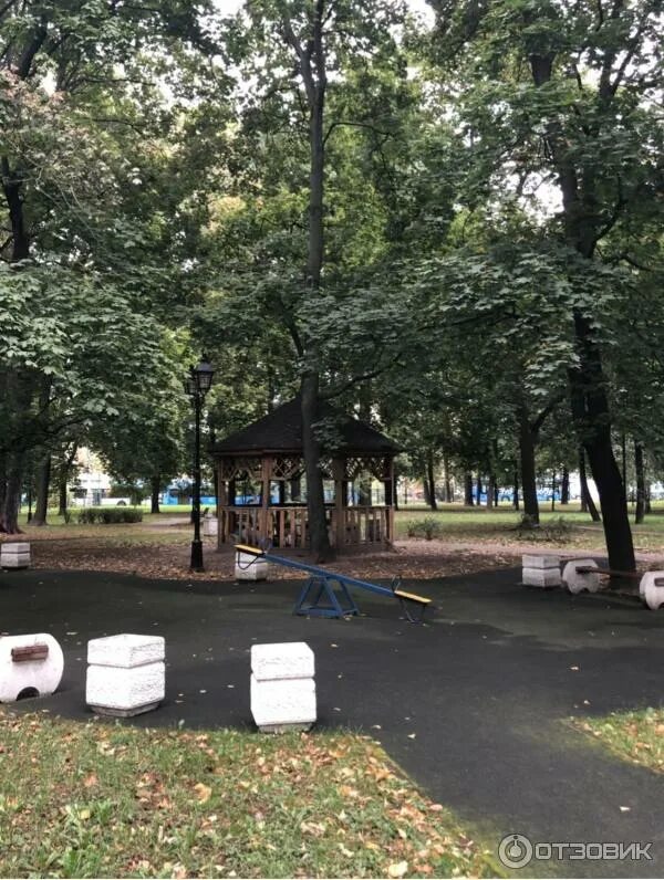 Семеновский сквер москва. Семеновский парк москва. Сквер у метро семёновская москва, семёновский сквер фото. Семеновский вал 10 к 2. Парк на семеновской.
