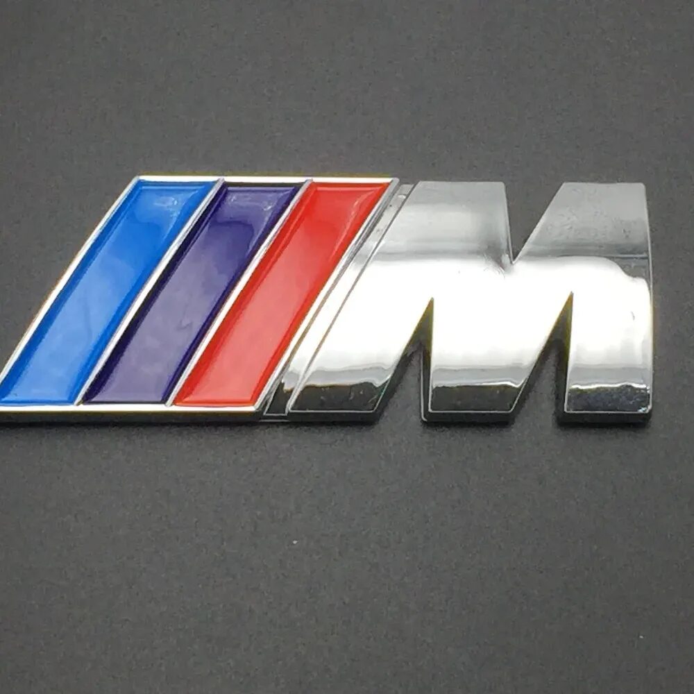 Шильдики логотипы. Шильдик BMW m5 Competition. БМВ м6 шильдик. BMW m5 значок. BMW m3 шильдик.