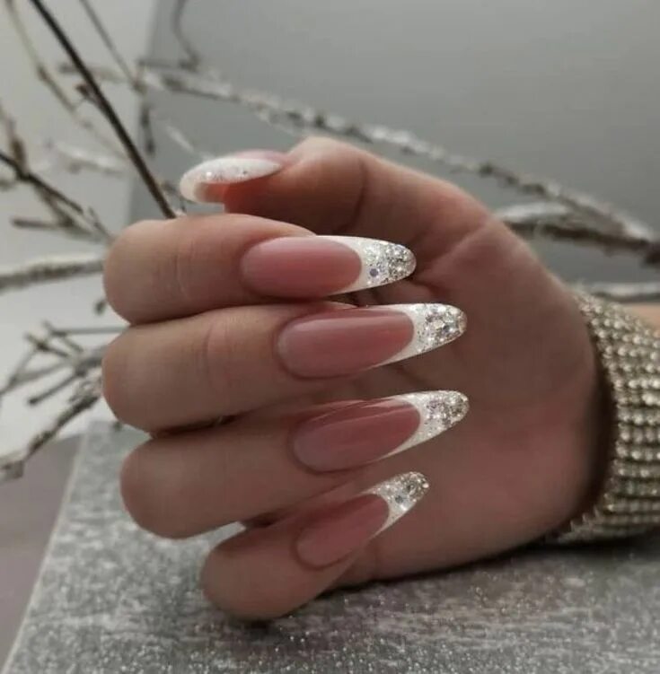 ριитєяєѕт @IIIannaIII Glittery nails, Nails, Hot nails