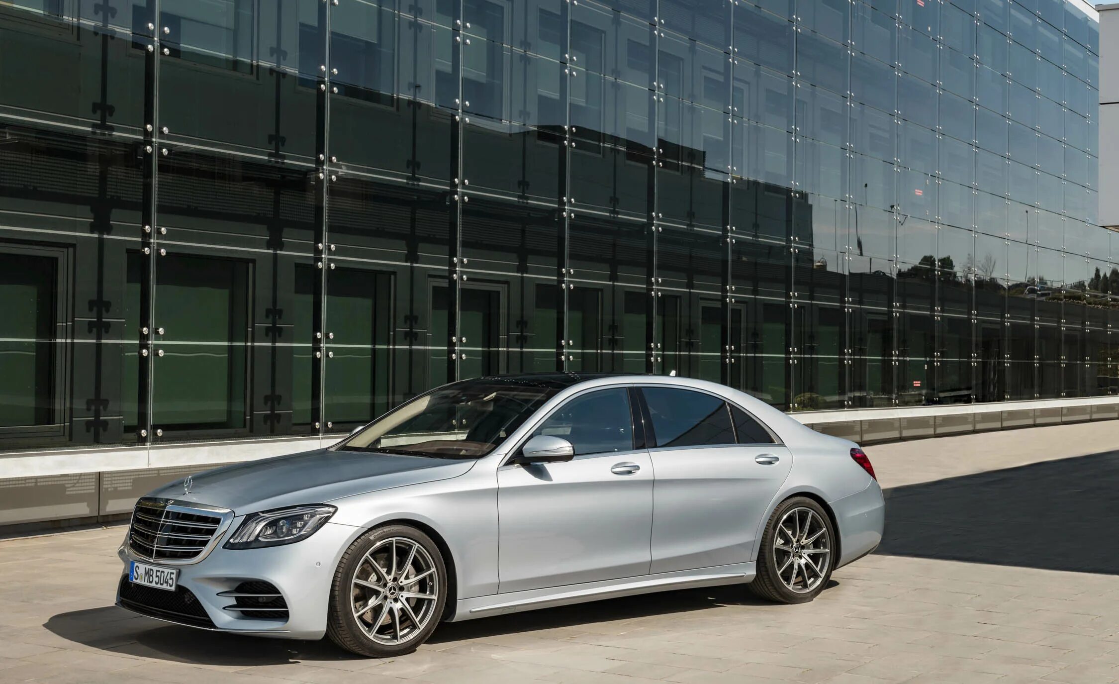 Мерседес Бенц s560. Mercedes-Benz s560 4matic. Мерседес s-класс s560 w222. Mercedes Benz s class w222.