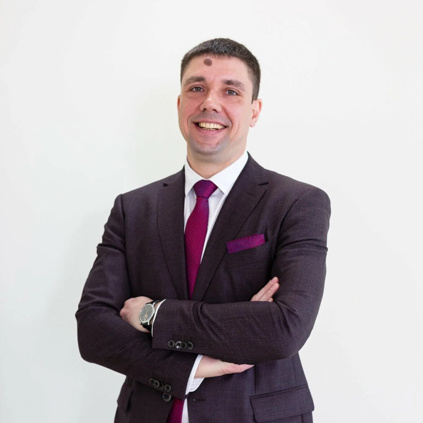 днепровский переулок 1 владивосток. адвокаты во владивостоке. кичайкин денис геннадьевич. прапорщика комарова 29. китаев виктор вячеславович.