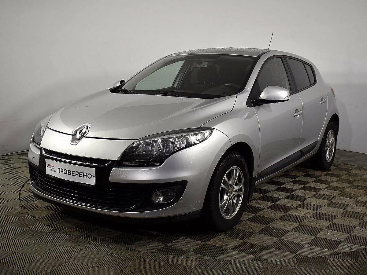 Рено меган сборка. Renault Megane 3. Renault Megane 3 2013. Renault Megane 3 2011. Reno Megane 3.