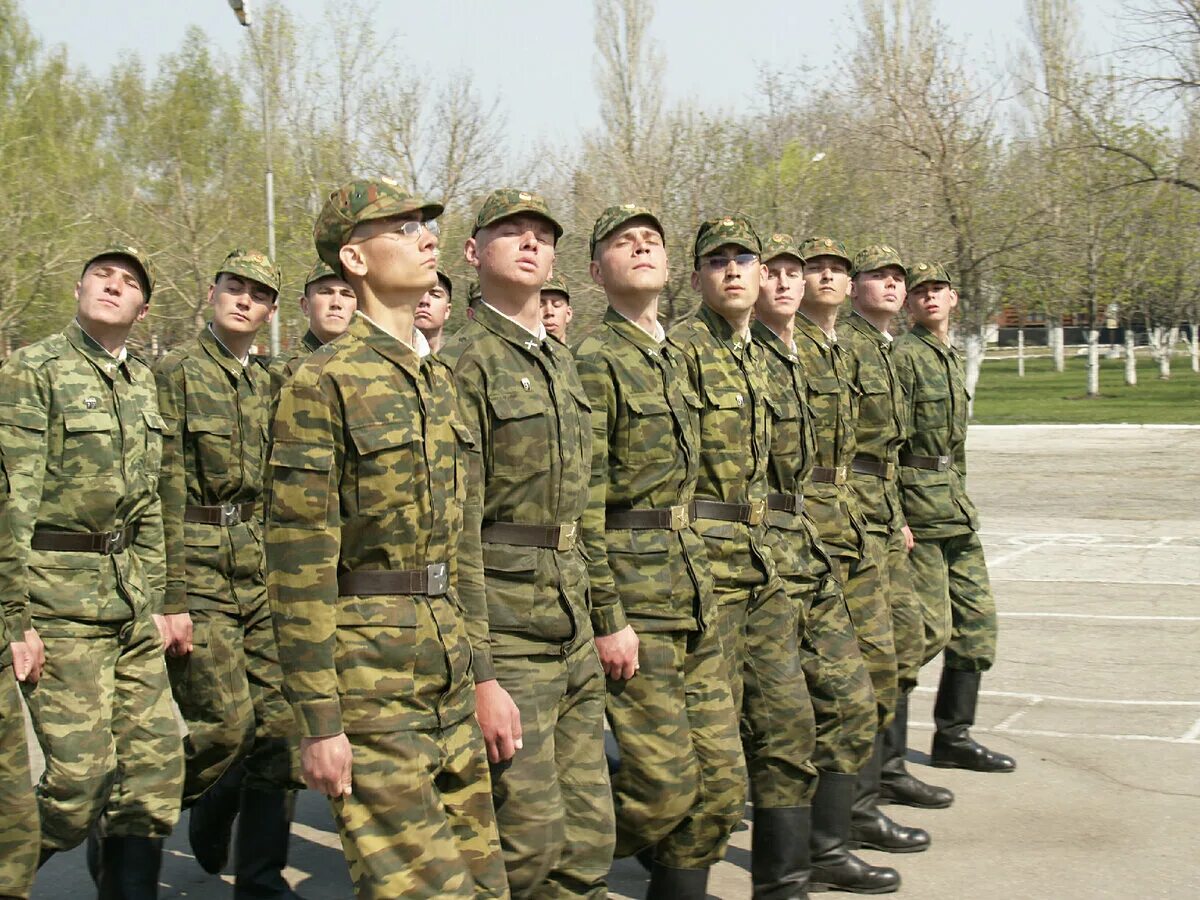 Возраст призыва на военную службу в 2025