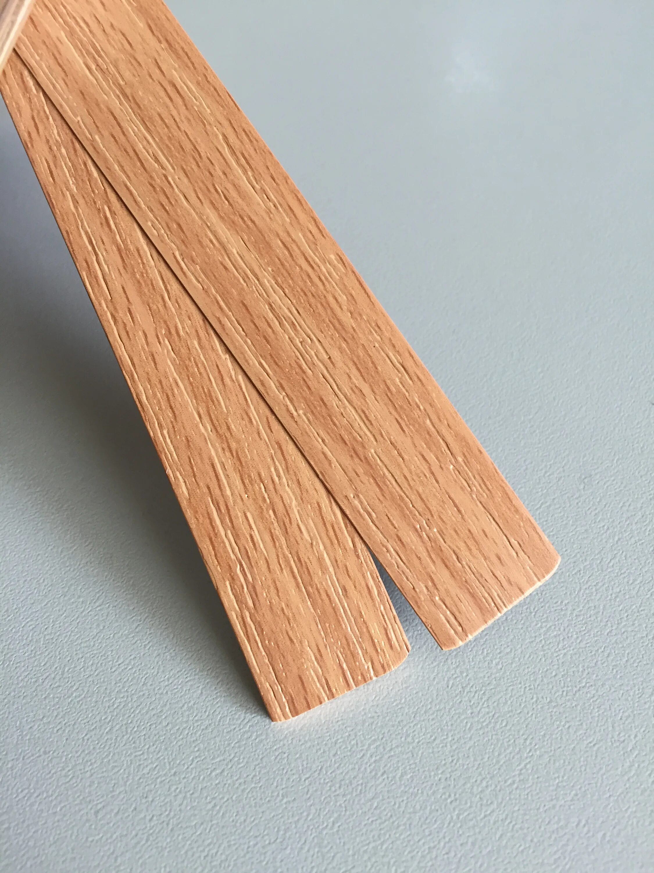 кромка дерева. кромка деревянная. кромка 2мм для лдсп egger. кромка авс для мебели что это. кромка деревянной столешницы.