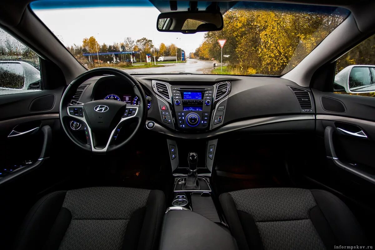 Hyundai i40, 2014 салон универсал. Ай 40 салон. Хендай i40 седан салон. Хендай i40 седан салон. Ай 40 салон.
