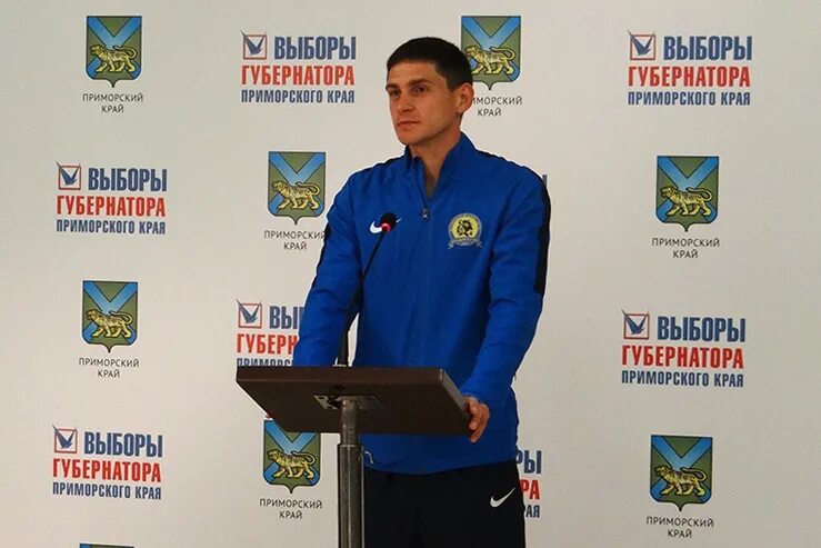 Траулер в островном. Командир корабля. Боцман 55. Рыболовная шхуна япония. Найти работу капитаном в приморском крае.