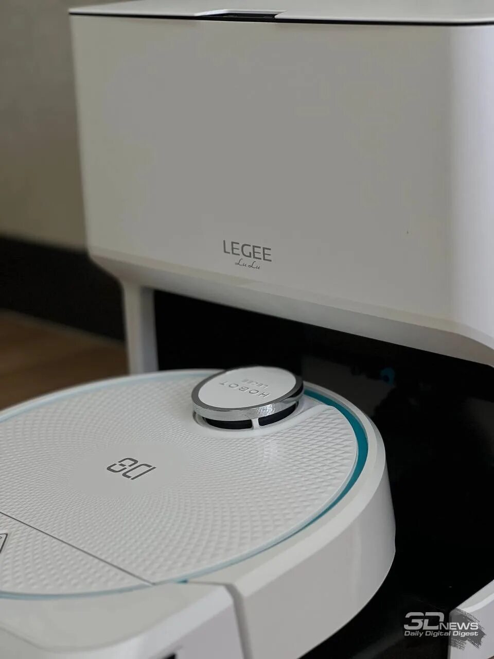 Hobot Legee d8. Робот-пылесос Hobot Legee-d8 белый. Робот пылесос хобот д8. Робот пылесос хобот д8 с станцией.