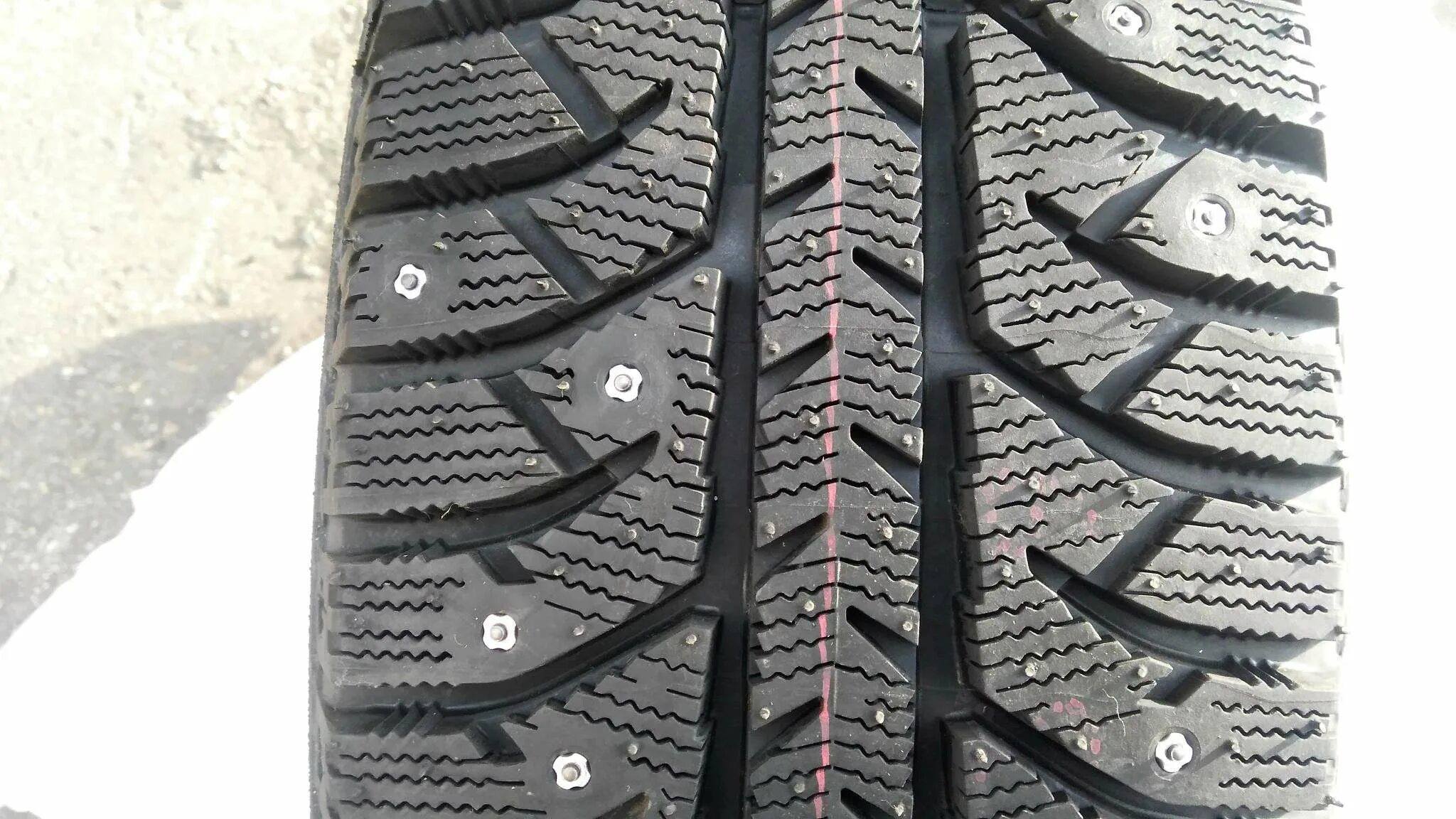 Bridgestone Cruiser 7000 195/65 r15. Bridgestone Ice Cruiser ic7000s 91t. 195/65r15 Bridg ic7000s 91t шип. Бриджстоун 7000 195/65/15 зима шипы.