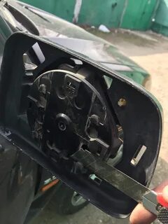 Электропривод зеркального элемента