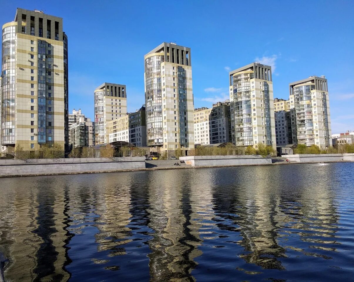 Жилого комплекса морской. Набережная реки Смоленки. Санкт-Петербург Кораблестроителей 30. Набережная Смоленки 2. Улица Кораблестроителей Санкт-Петербург.