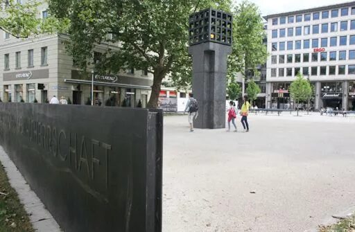 Platz род. Потсдамер плац. Купить dresden-neust; platz der einheit открытка. Берлин площадь александрплац. Platz.