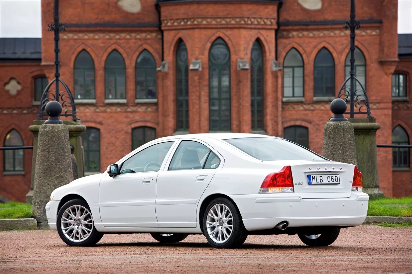 S60 1.6 180. Volvo s60 2009. volvo s60 2007. вольво s60 1 поколения. volvo s60 1 рестайлинг.