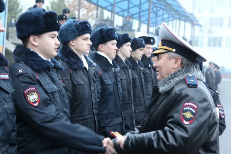 Полиция после празднования дня полиции. Ивашкин сергей александрович волгоград. Волгоградское овд. Краснознаменская 17 волгоград гу мвд. Здание гу мвд по волгоградской области.