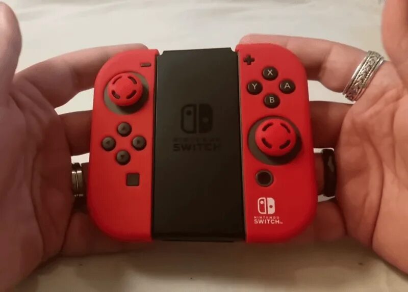 Как заряжать joy. Кастомные джойконы. зарядка для joycon. приставка beesclover для ns joy-con. joycon bumper.