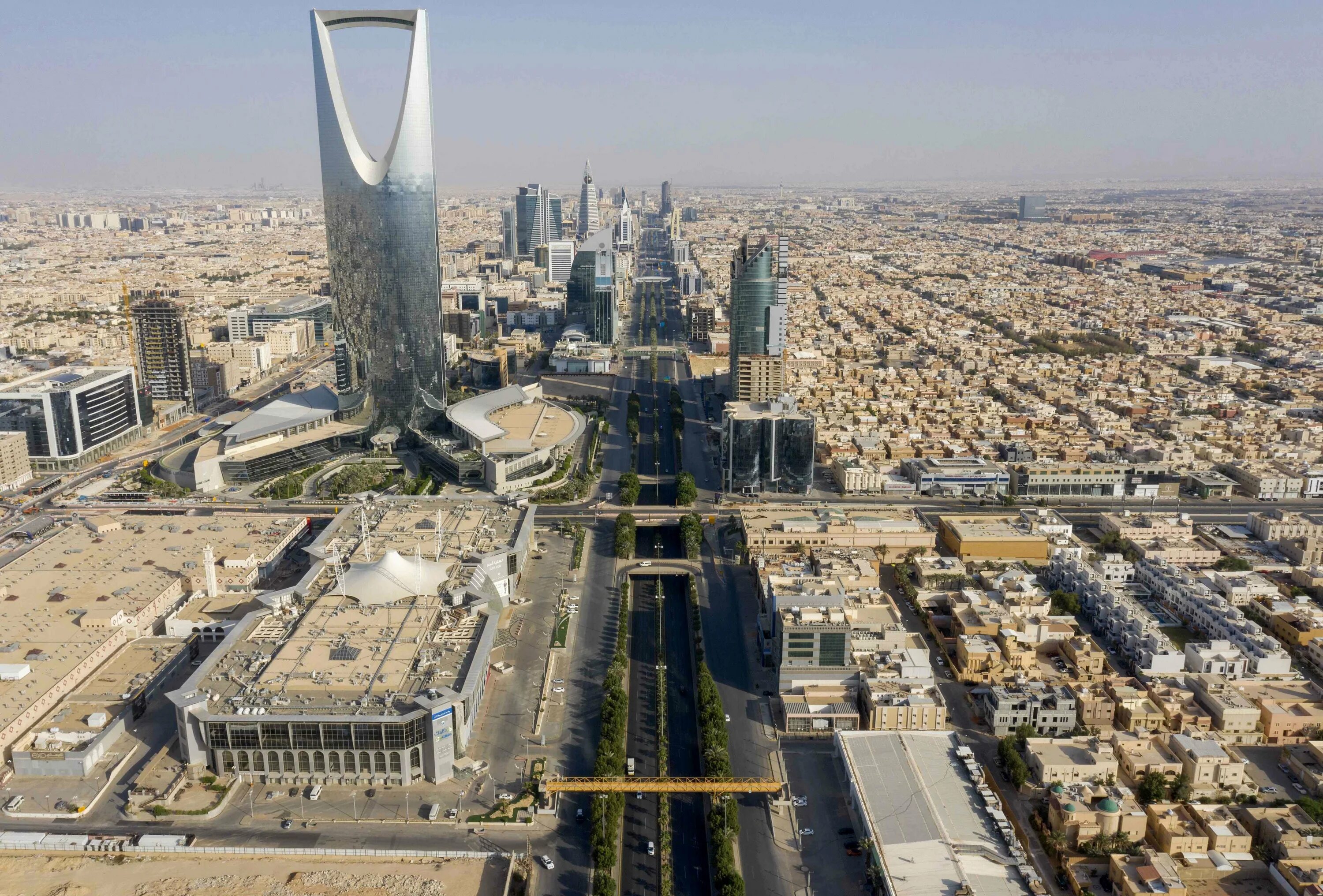 Как выглядит аравия. Эр-рияд саудовская аравия. riyadh саудовская аравия. эль рияд саудовская аравия. саудовская аравия эр-рияд достопримечательности.