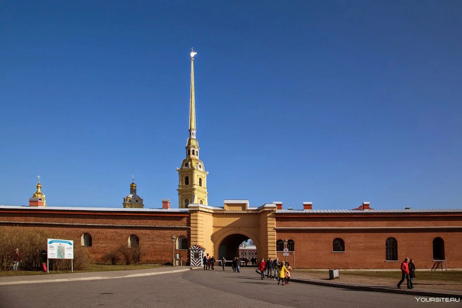 Петропавловская крепость в санкт-петербурге вид сверху. Сооружения петропавловской крепости. Петропавловская крепость в санкт-петербурге. Петропавловская крепость в санкт-петербурге. Петропавловская крепость доменико трезини.
