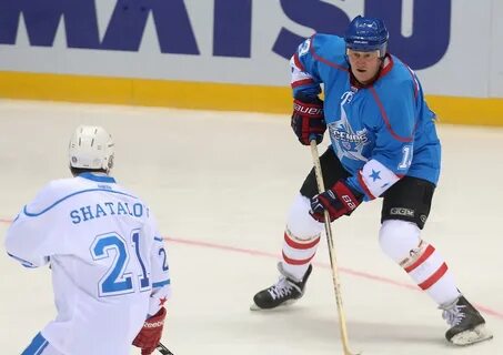 Гомоляко хоккеист